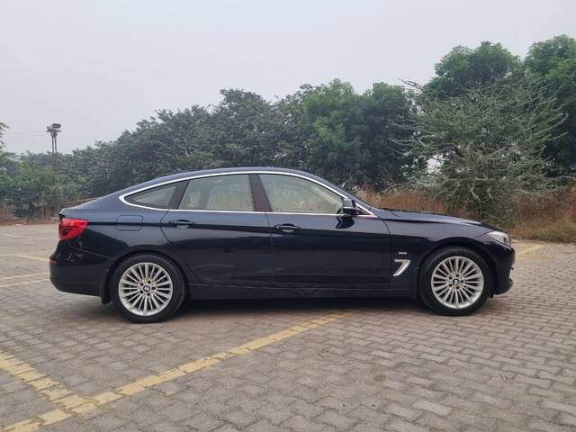 https://images10.gaadi.com/usedcar_image/3675841/original/processed_img2916308__usedcar_2aaea53c_b76d_4d89_a47e_28054de4f90f_117901700207875_1700210446.jpg?imwidth=6401