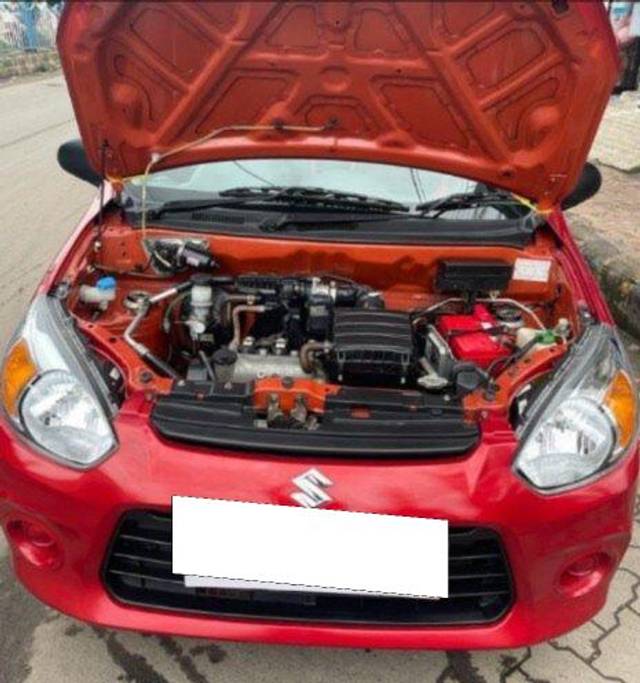 https://images10.gaadi.com/usedcar_image/3675850/original/processed_img2916314__used_car_2916314_1700211170.jpg?imwidth=6401