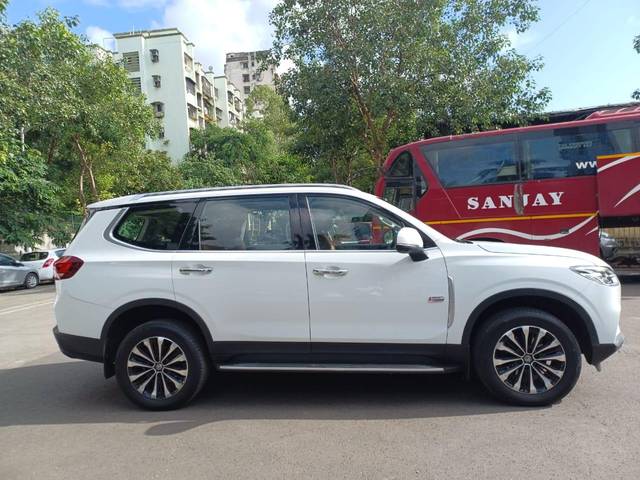 https://images10.gaadi.com/usedcar_image/3675882/original/processed_img2916336__usedcar_8bcd82bb_03a9_4e60_8671_08e89b935def_1541700211827_1700211858.jpg?imwidth=6401