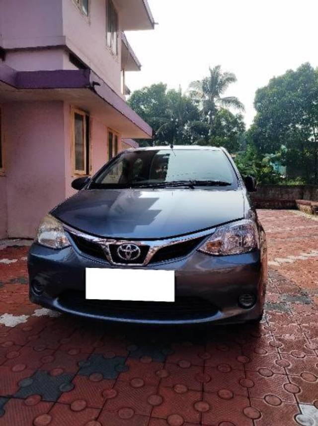 https://images10.gaadi.com/usedcar_image/3675890/original/processed_31a4064d-cc5e-4dd8-9956-27ce9714f24b.jpg?imwidth=6402