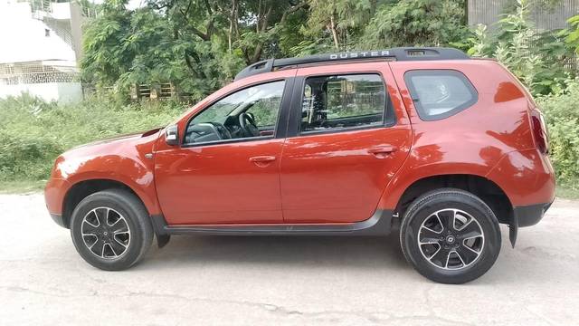 https://images10.gaadi.com/usedcar_image/3675953/original/processed_img2916373__used_car_2916373_1700214378.jpg?imwidth=6402