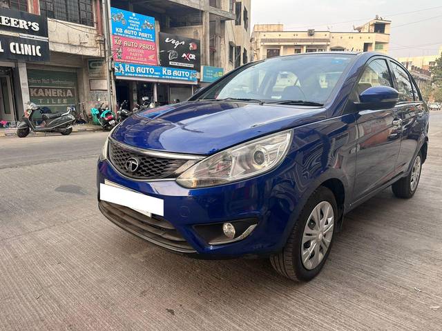 https://images10.gaadi.com/usedcar_image/3676069/original/processed_img2916439__used_car_2916439_1700217514.jpg?imwidth=6400