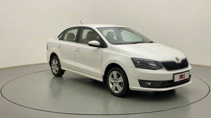 Skoda Rapid 1.0 TSI Ambition AT Skoda Rapid 1.0 TSI Ambition AT