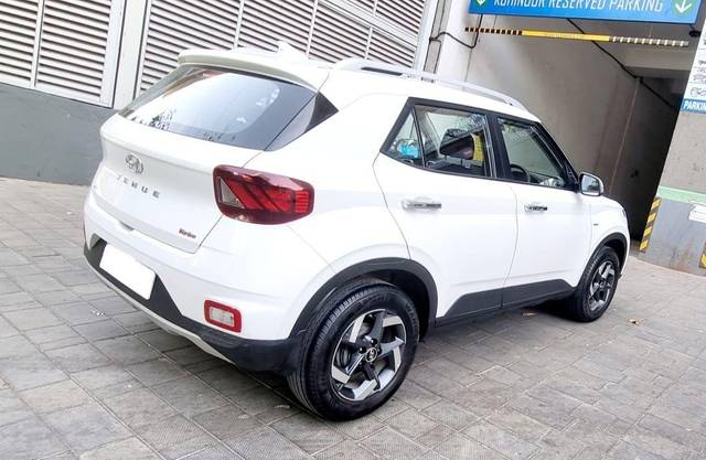 https://images10.gaadi.com/usedcar_image/3676193/original/processed_img2916510__usedcar_whatsappimage2023_05_22at112912_1301700220816_1700220836.jpeg?imwidth=6402