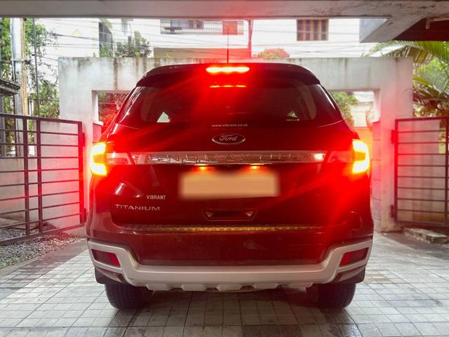 https://images10.gaadi.com/usedcar_image/3676203/original/processed_img2916517__usedcar_img_4776_2916517_1700222621.jpeg?imwidth=6401