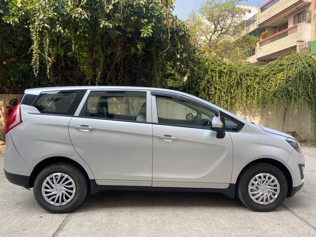 https://images10.gaadi.com/usedcar_image/3676335/original/img2916597__used_car_2916597_1700225404.jpg?imwidth=6401