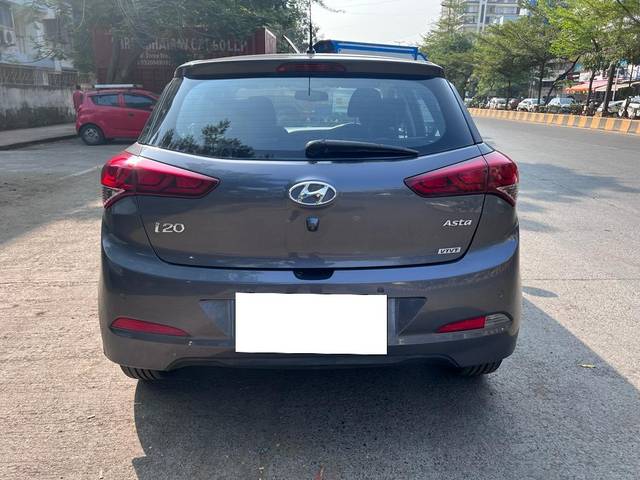 https://images10.gaadi.com/usedcar_image/3676342/original/processed_img2916601__usedcar_whatsappimage2023_11_12at60907pm_2__2916601_1700227153.jpeg?imwidth=6402