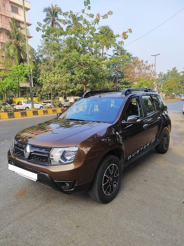 https://images10.gaadi.com/usedcar_image/3676366/original/processed_img2916615__usedcar_whatsappimage2023_11_15at43201pm_2916615_1700226605.jpeg?imwidth=6400