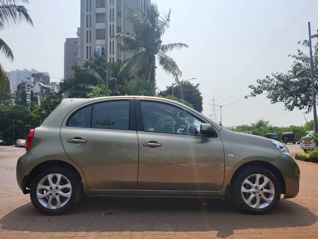 https://images10.gaadi.com/usedcar_image/3676384/original/img2916623__usedcar_20231012_132528_9891700225692_1700225863.jpg?imwidth=6401