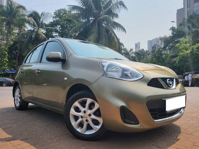 https://images10.gaadi.com/usedcar_image/3676384/original/processed_img2916623__usedcar_20231012_132609_9891700225692_1700225713.jpg?imwidth=6400