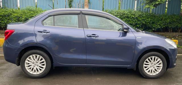 https://images10.gaadi.com/usedcar_image/3676436/original/processed_img2916657__usedcar_img_3802_2916657_1700229102.jpeg?imwidth=6401