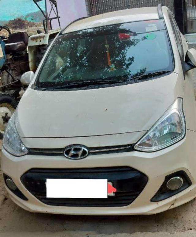 https://images10.gaadi.com/usedcar_image/3676503/original/processed_5964bd82-4876-4f7b-8e1d-d8cba86a1f4e.jpg?imwidth=6400