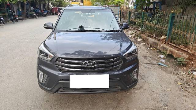 https://images10.gaadi.com/usedcar_image/3676553/original/processed_1a93d65e-52bf-47f2-9a4d-f390e96f51bd.jpg?imwidth=6402