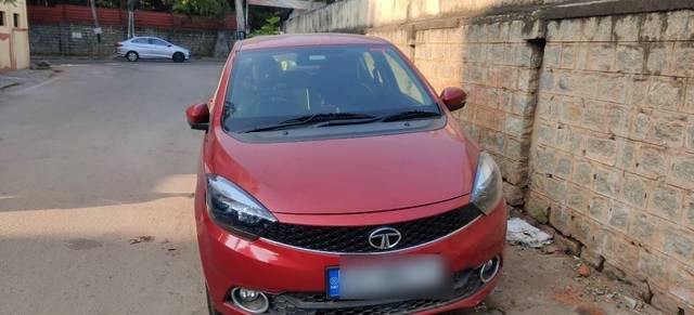 https://images10.gaadi.com/usedcar_image/3676735/original/10__VCC_1818007_94_1699634541.jpg?imwidth=6400