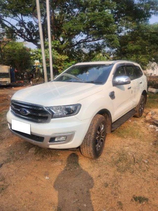 https://images10.gaadi.com/usedcar_image/3676786/original/processed_7aaf361e-9d17-4729-9bf6-2139b7d53c9f.jpeg?imwidth=6402