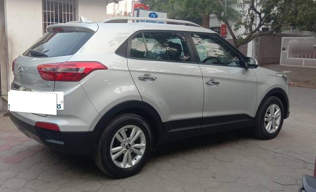 https://images10.gaadi.com/usedcar_image/3676876/original/processed_img2916737__usedcar_16_5701700268803_1700268824.jpeg?imwidth=6401