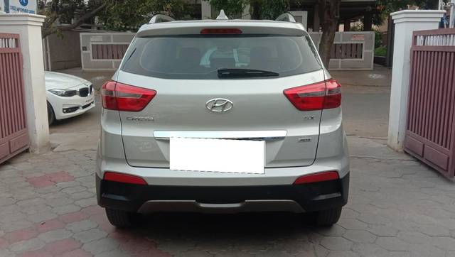 https://images10.gaadi.com/usedcar_image/3676876/original/processed_img2916737__usedcar_17_5701700268803_1700268824.jpeg?imwidth=6402
