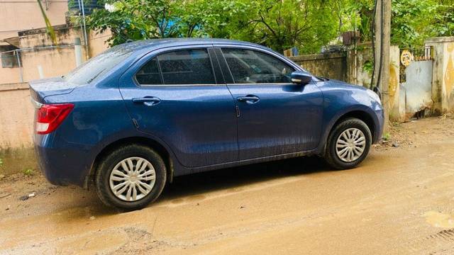 https://images10.gaadi.com/usedcar_image/3677009/original/processed_a33e4b01-63df-401d-9b98-4b34f02b8e38.jpeg?imwidth=6402