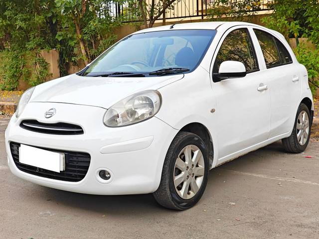https://images10.gaadi.com/usedcar_image/3677111/original/processed_img2916803__used_car_2916803_1700286470.jpg?imwidth=6402