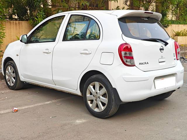 https://images10.gaadi.com/usedcar_image/3677111/original/processed_img2916803__used_car_2916803_1700286490.jpg?imwidth=6401