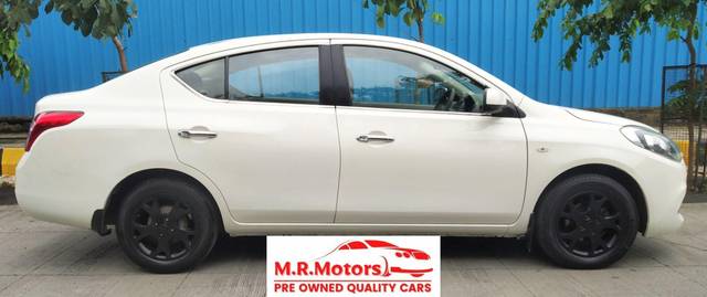 https://images10.gaadi.com/usedcar_image/3677245/original/processed_img2916884__used_car_2916884_1700290406.jpg?imwidth=6401