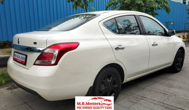 https://images10.gaadi.com/usedcar_image/3677245/original/processed_img2916884__used_car_2916884_1700290412.jpg?imwidth=6402