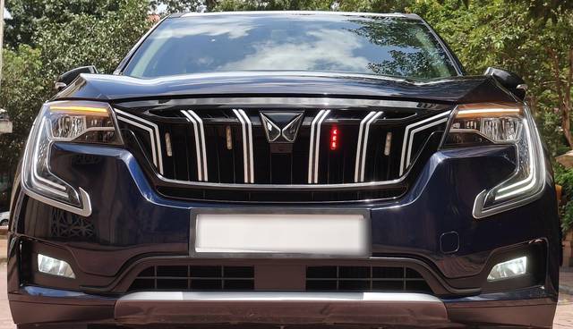 https://images10.gaadi.com/usedcar_image/3677257/original/processed_img2916893__used_car_2916893_1700290677.jpg?imwidth=6401