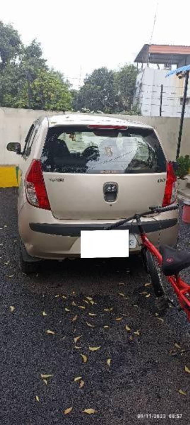 https://images10.gaadi.com/usedcar_image/3677299/original/processed_b473b642-c81e-41ec-81fb-b83967b1cd82.jpg?imwidth=6401
