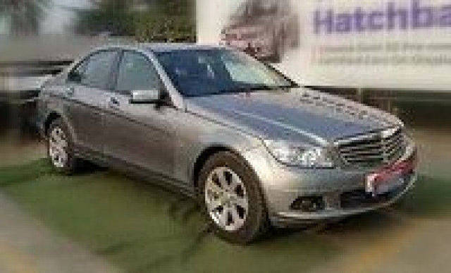 https://images10.gaadi.com/usedcar_image/3677302/original/def2440ce052d88000890fb767eb7251.png?imwidth=6400