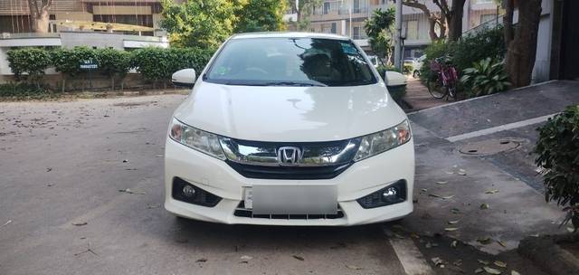 https://images10.gaadi.com/usedcar_image/3677310/original/11__VCC_1818125_94_1699685571.jpg?imwidth=6400