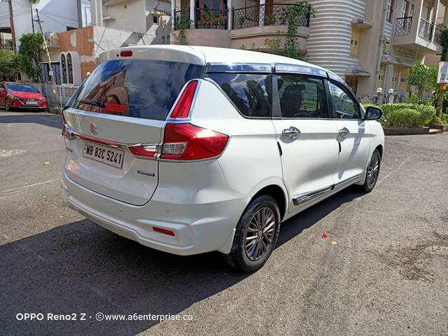 https://images10.gaadi.com/usedcar_image/3677351/original/processed_img2916948__usedcar_img20231117123503_113111700292880_1700292906.jpg?imwidth=6401