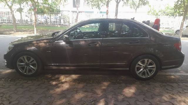 https://images10.gaadi.com/usedcar_image/3677476/original/11__VCC_IMG_1699684939737_1818234_95_1699685413.jpg?imwidth=6402
