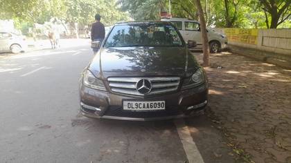 Mercedes-Benz C-Class 220 CDI AT Mercedes-Benz C-Class 220 CDI AT