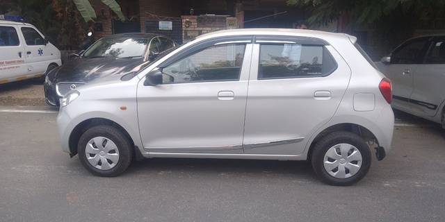 https://images10.gaadi.com/usedcar_image/3677481/original/10__VCC_IMG_1699612572813_1817985_95_1699612800.jpg?imwidth=6401