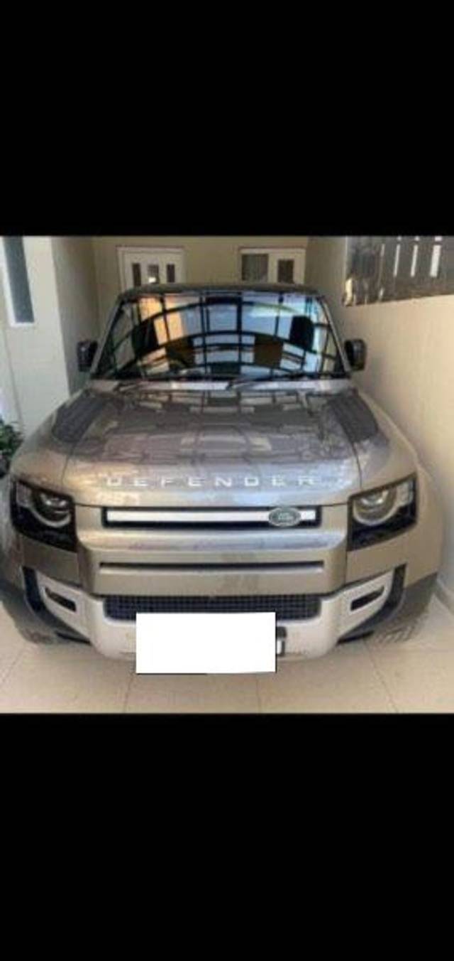 https://images10.gaadi.com/usedcar_image/3677490/original/processed_beb5ca90-6630-4b04-af5f-f4dddd0f0847.jpeg?imwidth=6400