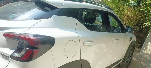 https://images10.gaadi.com/usedcar_image/3677521/original/processed_1e48cd51-3b77-40fe-822d-ac21902e1ab3.jpg?imwidth=6401