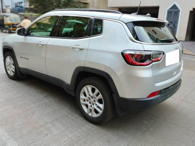 https://images10.gaadi.com/usedcar_image/3677564/original/processed_img2917063__used_car_2917063_1700299186.jpg?imwidth=6402