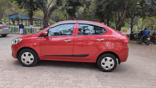 https://images10.gaadi.com/usedcar_image/3677754/original/img2917180__used_car_2917180_1700303512.jpg?imwidth=6402