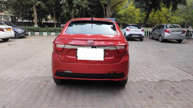 https://images10.gaadi.com/usedcar_image/3677754/original/processed_img2917180__used_car_2917180_1700303509.jpg?imwidth=6401