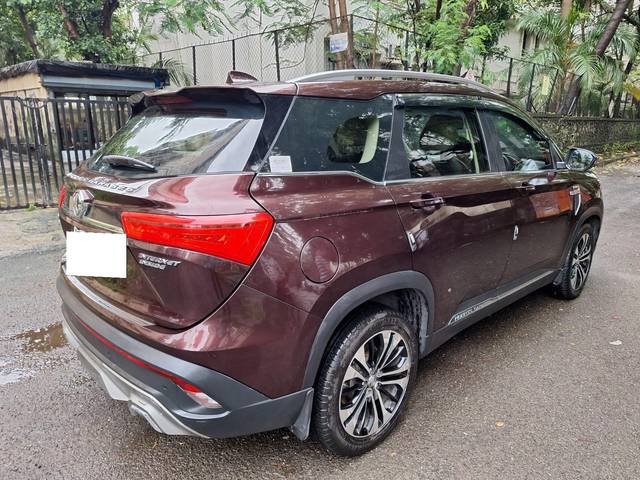 https://images10.gaadi.com/usedcar_image/3677759/original/processed_img2917183__usedcar_6_1251700303030_1700303417.jpeg?imwidth=6402