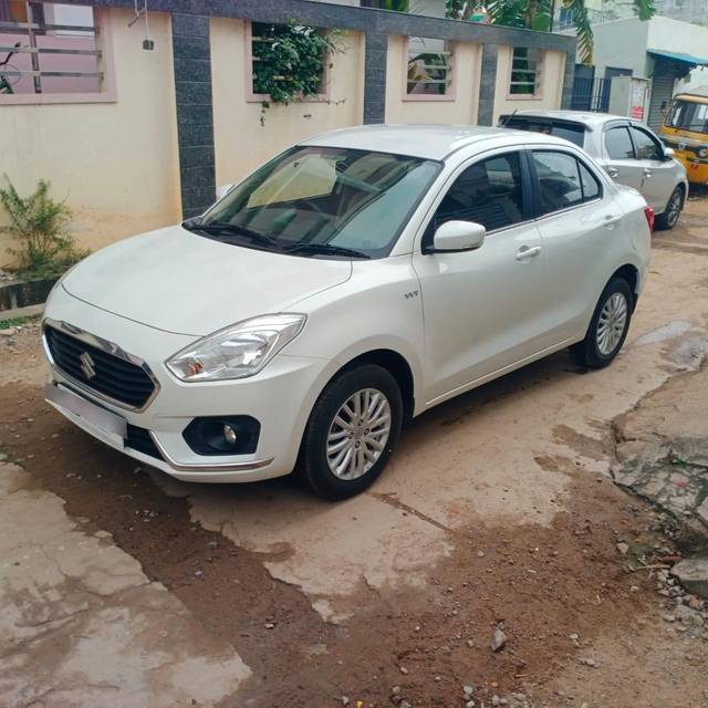 https://images10.gaadi.com/usedcar_image/3677790/original/processed_img2917201__used_car_2917201_1700304737.jpg?imwidth=6400