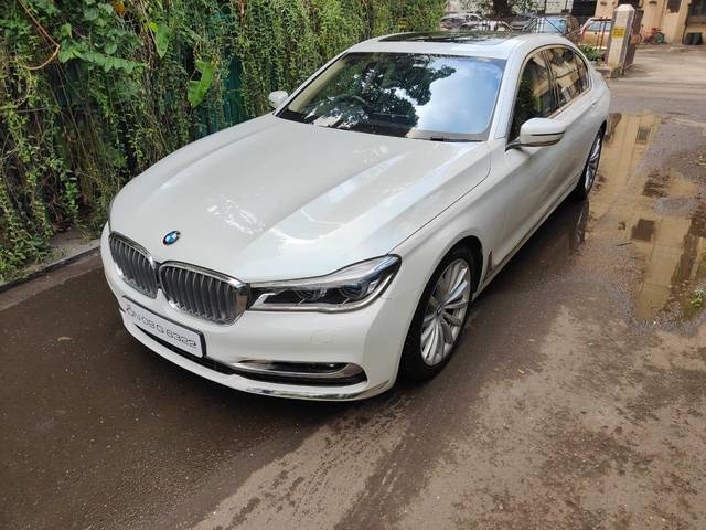 https://images10.gaadi.com/usedcar_image/3677977/original/processed_img2917315__usedcar_img_20231127_wa0027_2917315_1701078293.jpg?imwidth=6400