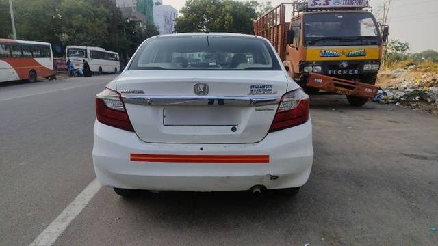https://images10.gaadi.com/usedcar_image/3677986/original/11__VCC_1818437_96_1699701916.jpg?imwidth=6402