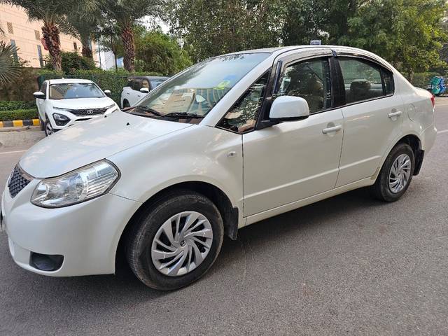 https://images10.gaadi.com/usedcar_image/3678006/original/img2917338__usedcar_whatsappimage2023_11_18at180328_1__797821700310531_1700311039.jpeg?imwidth=6400