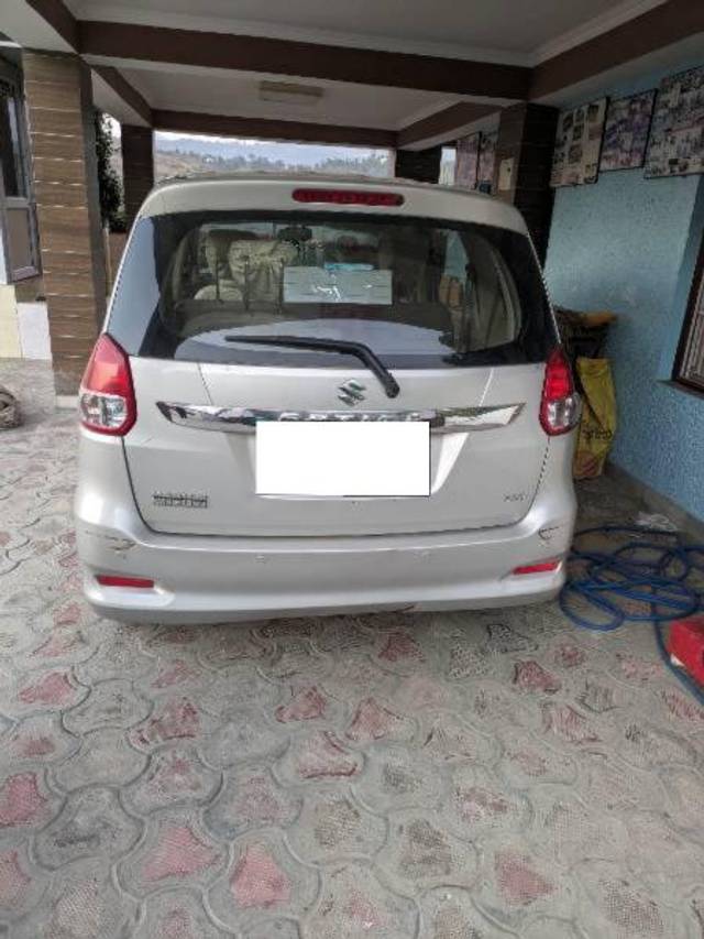 https://images10.gaadi.com/usedcar_image/3678021/original/processed_25d1c955-baa3-4634-87f7-bfda5855a040.jpg?imwidth=6401