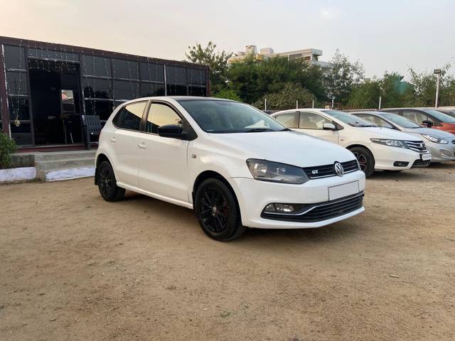 https://images10.gaadi.com/usedcar_image/3678043/original/processed_img2917355__usedcar_2_2021700313373_1700313494.jpg?imwidth=6400