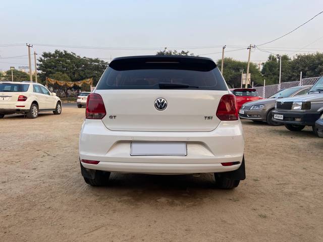 https://images10.gaadi.com/usedcar_image/3678043/original/processed_img2917355__usedcar_img_6289_2021700313373_1700313480.jpg?imwidth=6402
