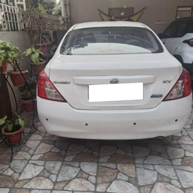 https://images10.gaadi.com/usedcar_image/3678085/original/processed_8c6aeb48-a2d8-47a5-8206-6023e08e0ba4.jpg?imwidth=6402
