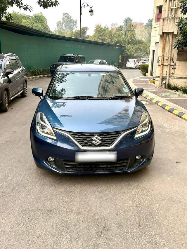 https://images10.gaadi.com/usedcar_image/3678113/original/processed_img2917381__used_car_2917381_1700316126.jpg?imwidth=6402