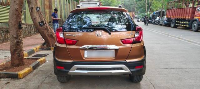 https://images10.gaadi.com/usedcar_image/3678153/original/11__VCC_1818503_96_1699711241.jpg?imwidth=6402